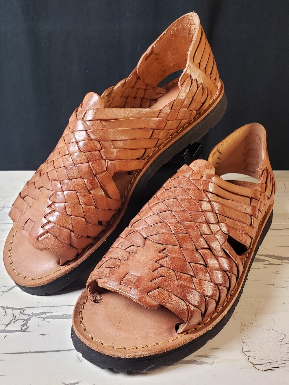 NWOT Brand X Huaraches in Natural or Neutral Color - Women's size 9/ Men's 7.5